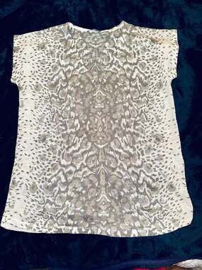 VINTAGE CULLEN GRAY LEOPARD ANIMAL PRINT DRAPEY VISCOSE TEE